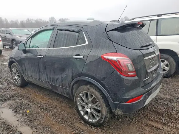 KL4CJ1SB8JB581343 2018 BUICK ENCORE - Image 2