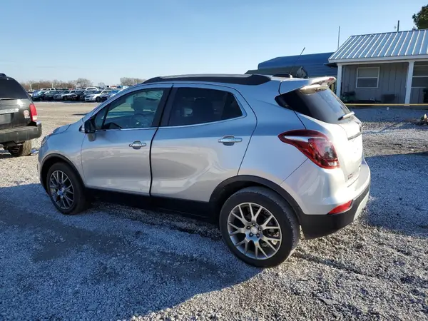 KL4CJ1SB8JB584758 2018 BUICK ENCORE - Image 2