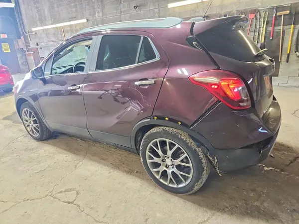KL4CJ1SB9JB563529 2018 BUICK ENCORE - Image 2