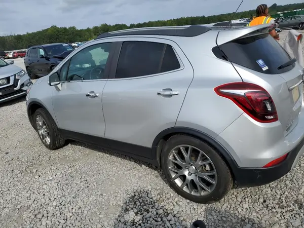 KL4CJ1SB9JB665882 2018 BUICK ENCORE - Image 2