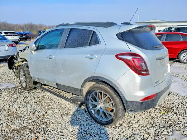 KL4CJ1SB9JB666742 2018 BUICK ENCORE - Image 2
