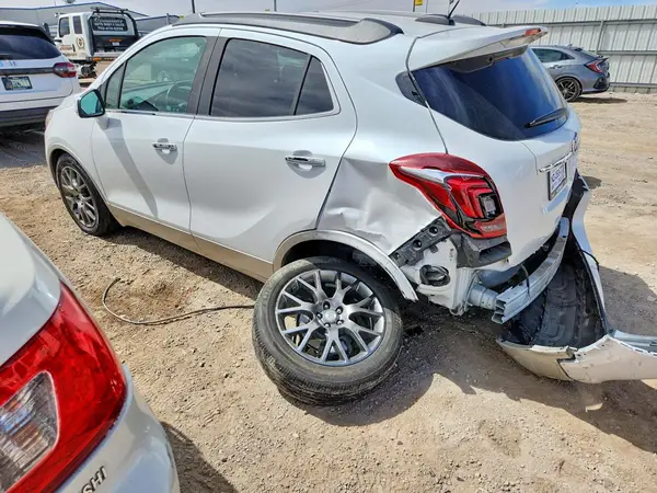 KL4CJ1SB9KB889817 2019 BUICK ENCORE - Image 2