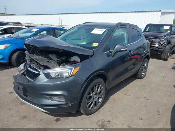 KL4CJ1SM0JB712573 2018 BUICK ENCORE - Image 2