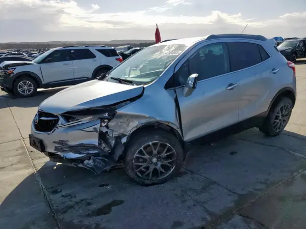 KL4CJ1SM8JB722302 2018 BUICK ENCORE - Image 1