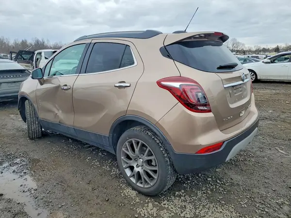 KL4CJ2SB0JB632923 2018 BUICK ENCORE - Image 2