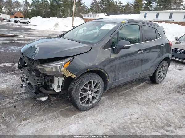 KL4CJ2SB1JB536444 2018 BUICK ENCORE - Image 2