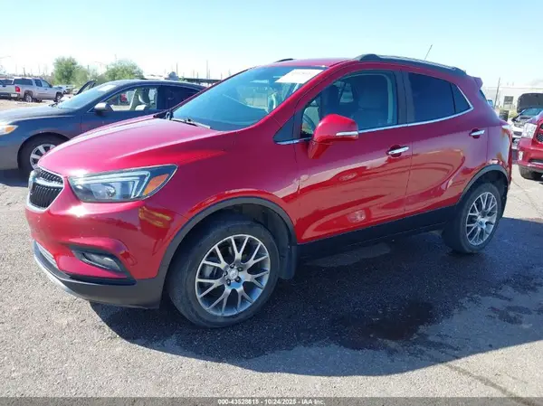 KL4CJ2SB1JB566138 2018 BUICK ENCORE - Image 2