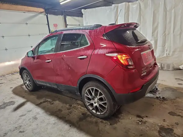 KL4CJ2SB1JB653151 2018 BUICK ENCORE - Image 2