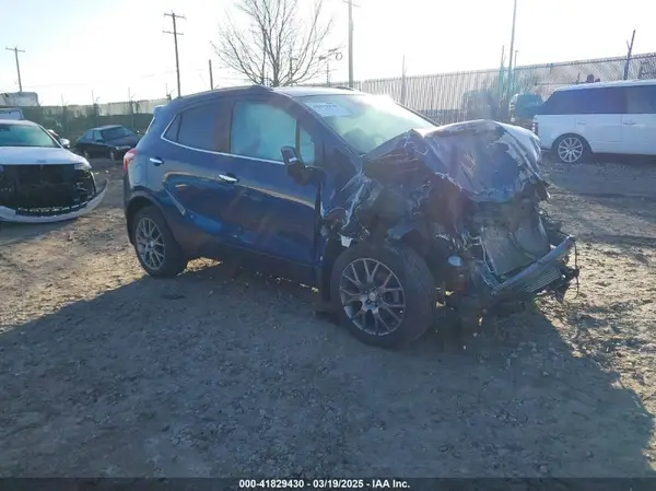 KL4CJ2SB1KB880003 2019 BUICK ENCORE - Image 1