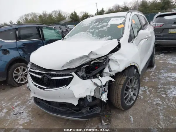 KL4CJ2SB2KB928186 2019 BUICK ENCORE - Image 2