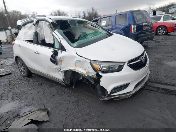 KL4CJ2SB3JB570692 2018 BUICK ENCORE - Image 1