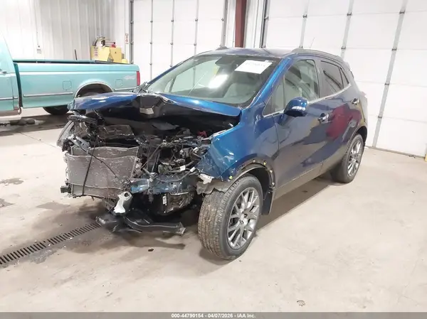 KL4CJ2SB3KB922705 2019 BUICK ENCORE - Image 2