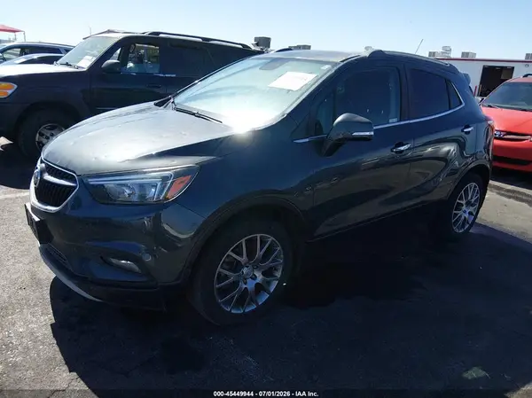 KL4CJ2SB4JB610293 2018 BUICK ENCORE - Image 2