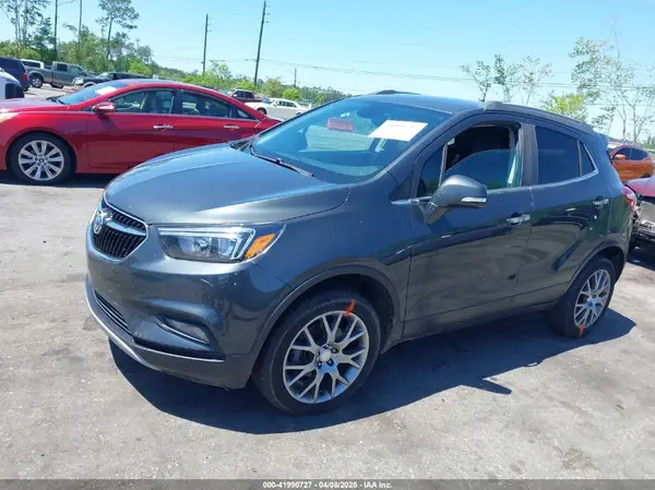 KL4CJ2SB5JB670891 2018 BUICK ENCORE - Image 2