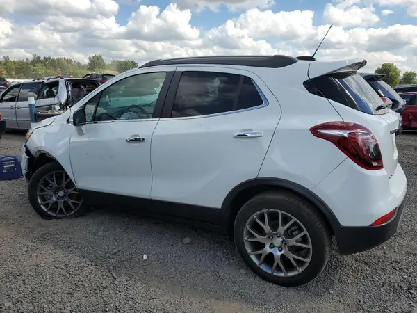KL4CJ2SB6JB559606 2018 BUICK ENCORE - Image 2