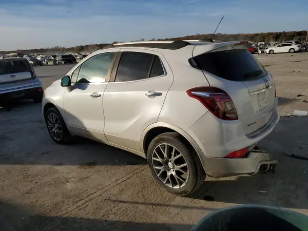 KL4CJ2SB6JB583159 2018 BUICK ENCORE - Image 2