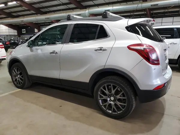 KL4CJ2SB6JB703140 2018 BUICK ENCORE - Image 2