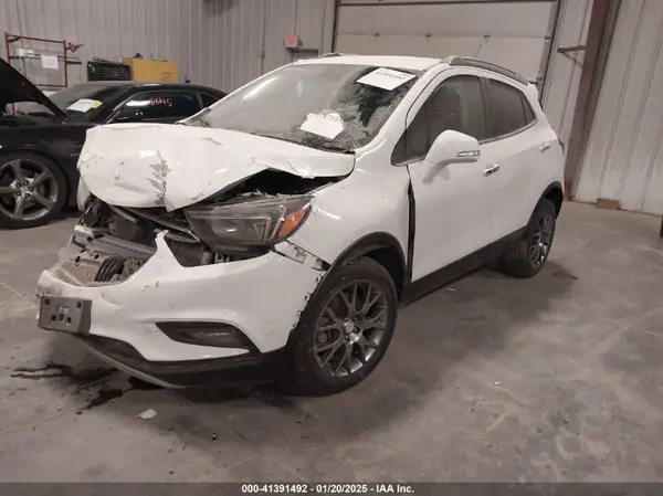 KL4CJ2SB6KB777157 2019 BUICK ENCORE - Image 2