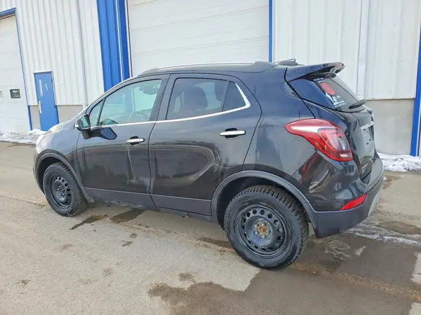 KL4CJ2SB8JB710977 2018 BUICK ENCORE - Image 2