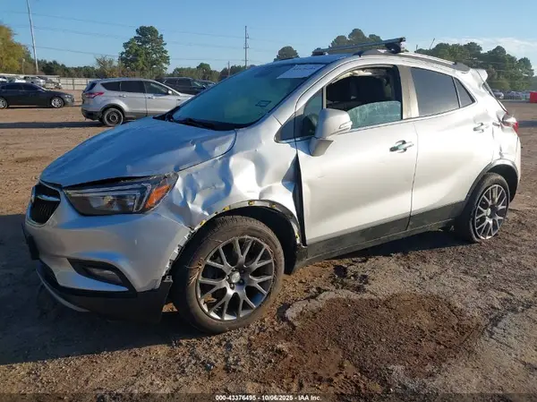 KL4CJ2SB8KB762238 2019 BUICK ENCORE - Image 2