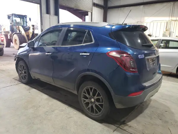 KL4CJ2SB8LB043976 2020 BUICK ENCORE - Image 2