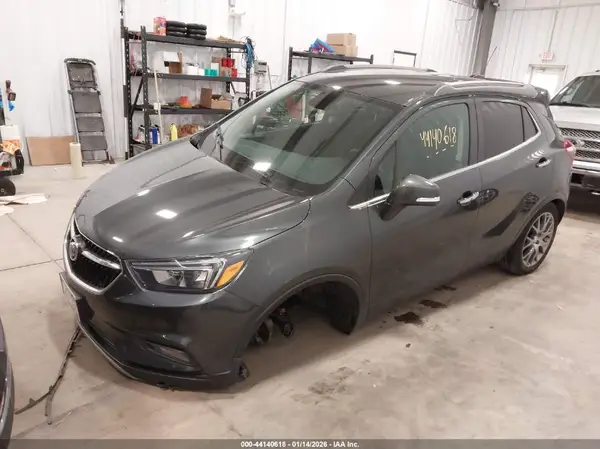 KL4CJ2SB9JB625386 2018 BUICK ENCORE - Image 2