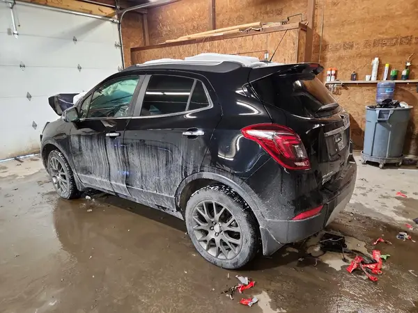 KL4CJ2SB9JB689590 2018 BUICK ENCORE - Image 2
