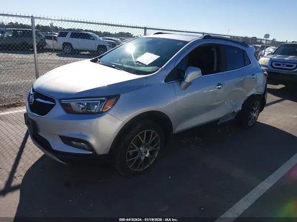 KL4CJ2SBXJB516225 2018 BUICK ENCORE - Image 2