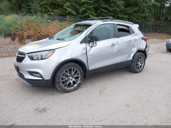 KL4CJ2SM2KB721850 2019 BUICK ENCORE - Image 2