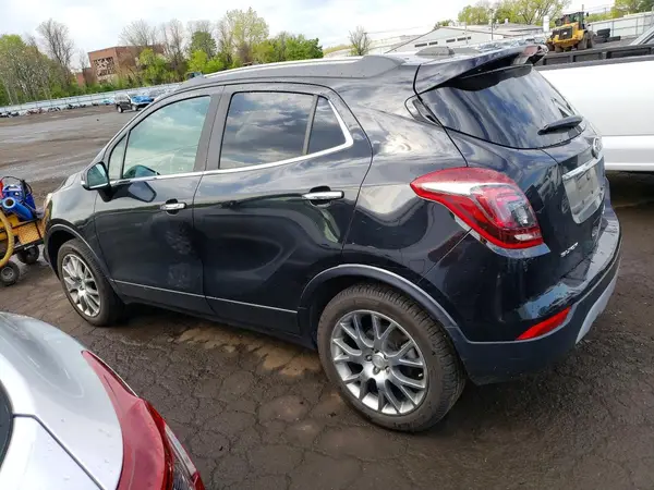 KL4CJ2SM3JB536513 2018 BUICK ENCORE - Image 2
