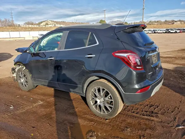 KL4CJ2SM6JB555962 2018 BUICK ENCORE - Image 2