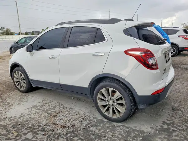 KL4CJASB0HB005627 2017 BUICK ENCORE - Image 2