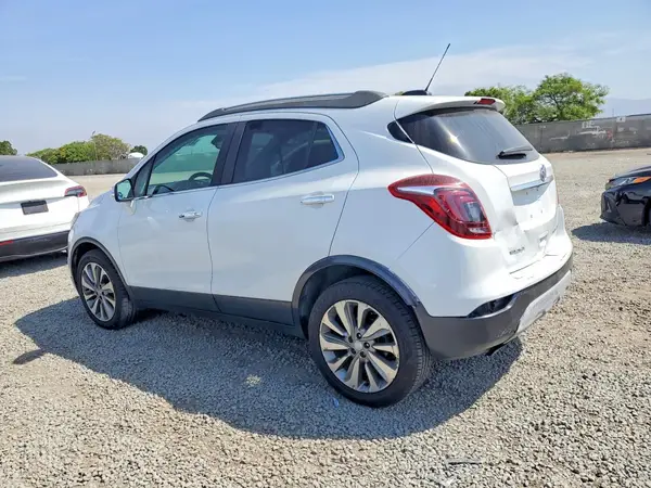 KL4CJASB0HB036358 2017 BUICK ENCORE - Image 2