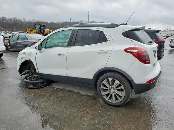 KL4CJASB0HB092140 2017 BUICK ENCORE - Image 2