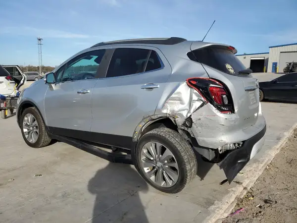 KL4CJASB0HB124827 2017 BUICK ENCORE - Image 2
