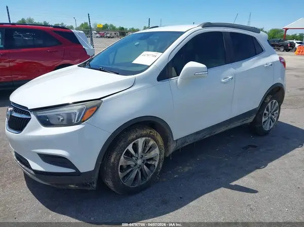 KL4CJASB0JB517636 2018 BUICK ENCORE - Image 2