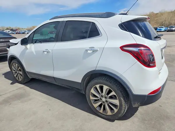 KL4CJASB0JB529253 2018 BUICK ENCORE - Image 2
