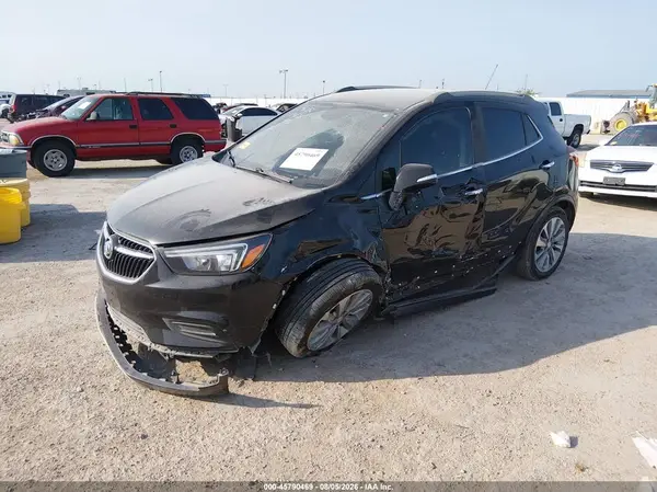 KL4CJASB0JB556209 2018 BUICK ENCORE - Image 2