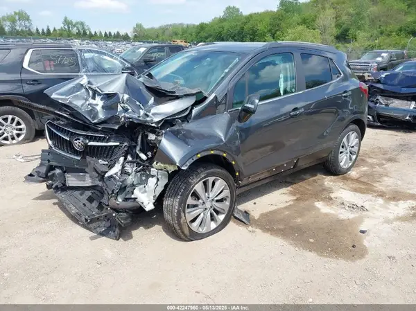 KL4CJASB0JB556856 2018 BUICK ENCORE - Image 2