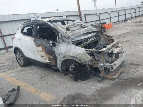 KL4CJASB0JB557697 2018 BUICK ENCORE - Image 1