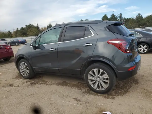 KL4CJASB0JB558378 2018 BUICK ENCORE - Image 2