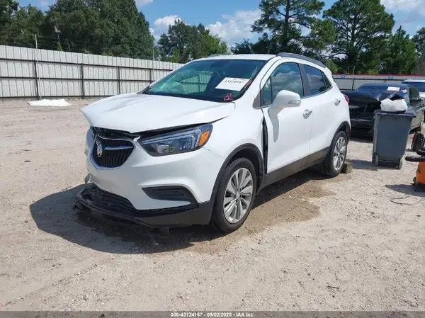 KL4CJASB0JB572930 2018 BUICK ENCORE - Image 2