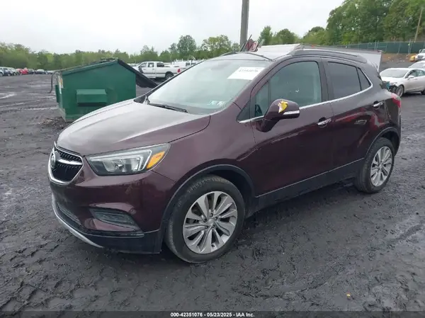KL4CJASB0JB575763 2018 BUICK ENCORE - Image 2