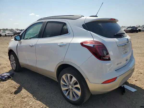 KL4CJASB0JB578081 2018 BUICK ENCORE - Image 2