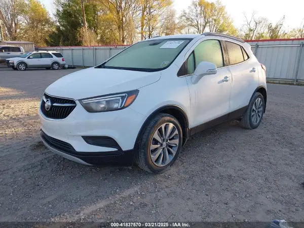 KL4CJASB0JB592739 2018 BUICK ENCORE - Image 2