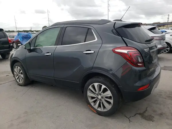 KL4CJASB0JB628218 2018 BUICK ENCORE - Image 2