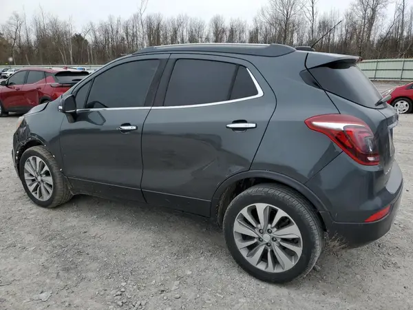 KL4CJASB0JB640319 2018 BUICK ENCORE - Image 2