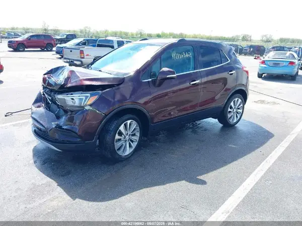 KL4CJASB0JB674423 2018 BUICK ENCORE - Image 2