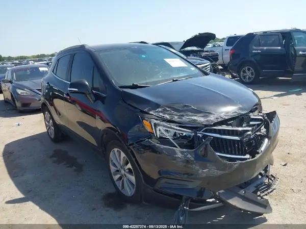KL4CJASB0JB701572 2018 BUICK ENCORE - Image 1