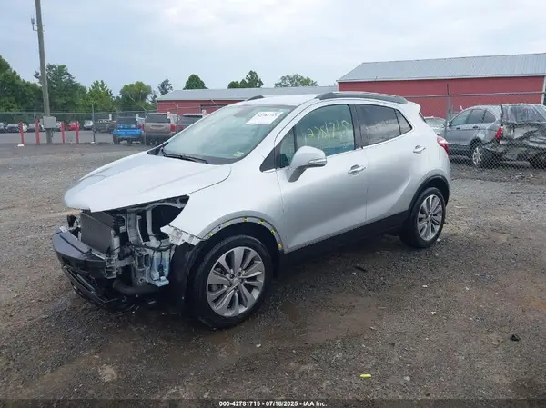 KL4CJASB0JB719103 2018 BUICK ENCORE - Image 2